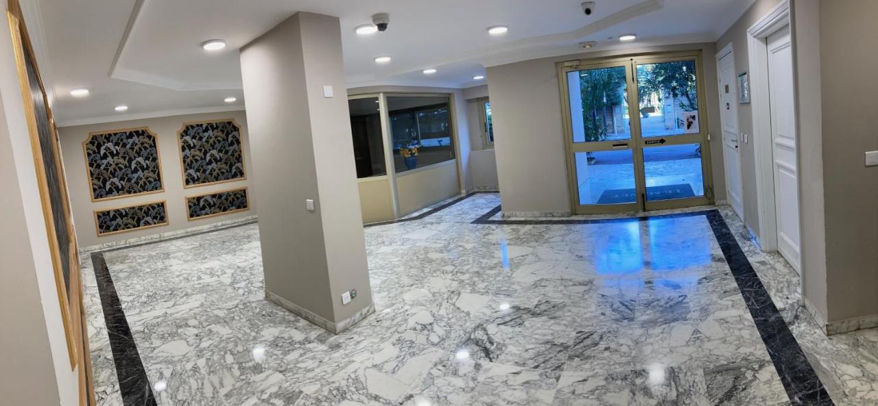 Appartement 2 Pieces Meubles A Juan Les Pins อองทีบส์ ภายนอก รูปภาพ